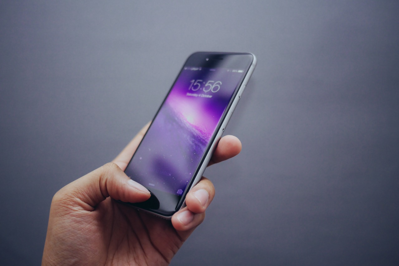 iPhoneとセットで購入できる格安SIMを徹底比較！