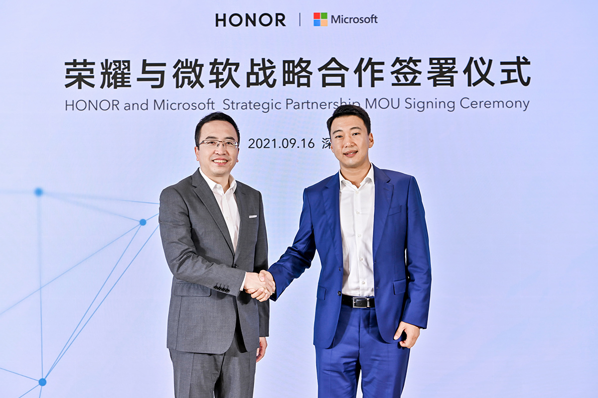 Honor Microsoft 提携