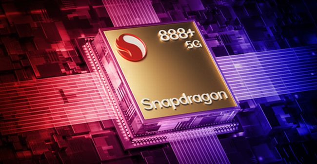 Snapdragon888+を快適に利用できる冷却機構も